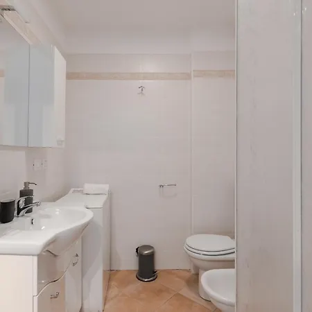 Hurban Capitolina Terrace Park Apartment Trieste