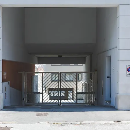 Hurban Capitolina Terrace Park Apartament *